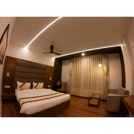 Hotel Prime Residency Chhatarpur エクステリア 写真